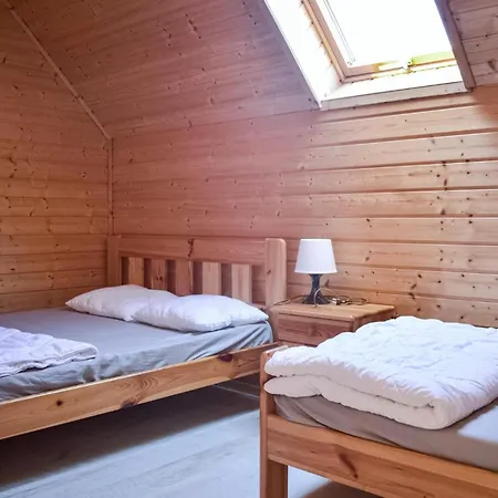 2 Bedroom Cozy In Ferienhaus
